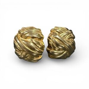 Vintage Les Bernard Gold Tone Knot Clip Earrings | 1980s Statement